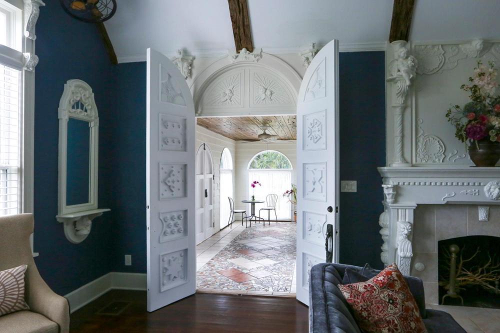 The Kenwood Gables Bed & Breakfast เซนต์ปีเตอร์สเบิร์ก ภายนอก รูปภาพ