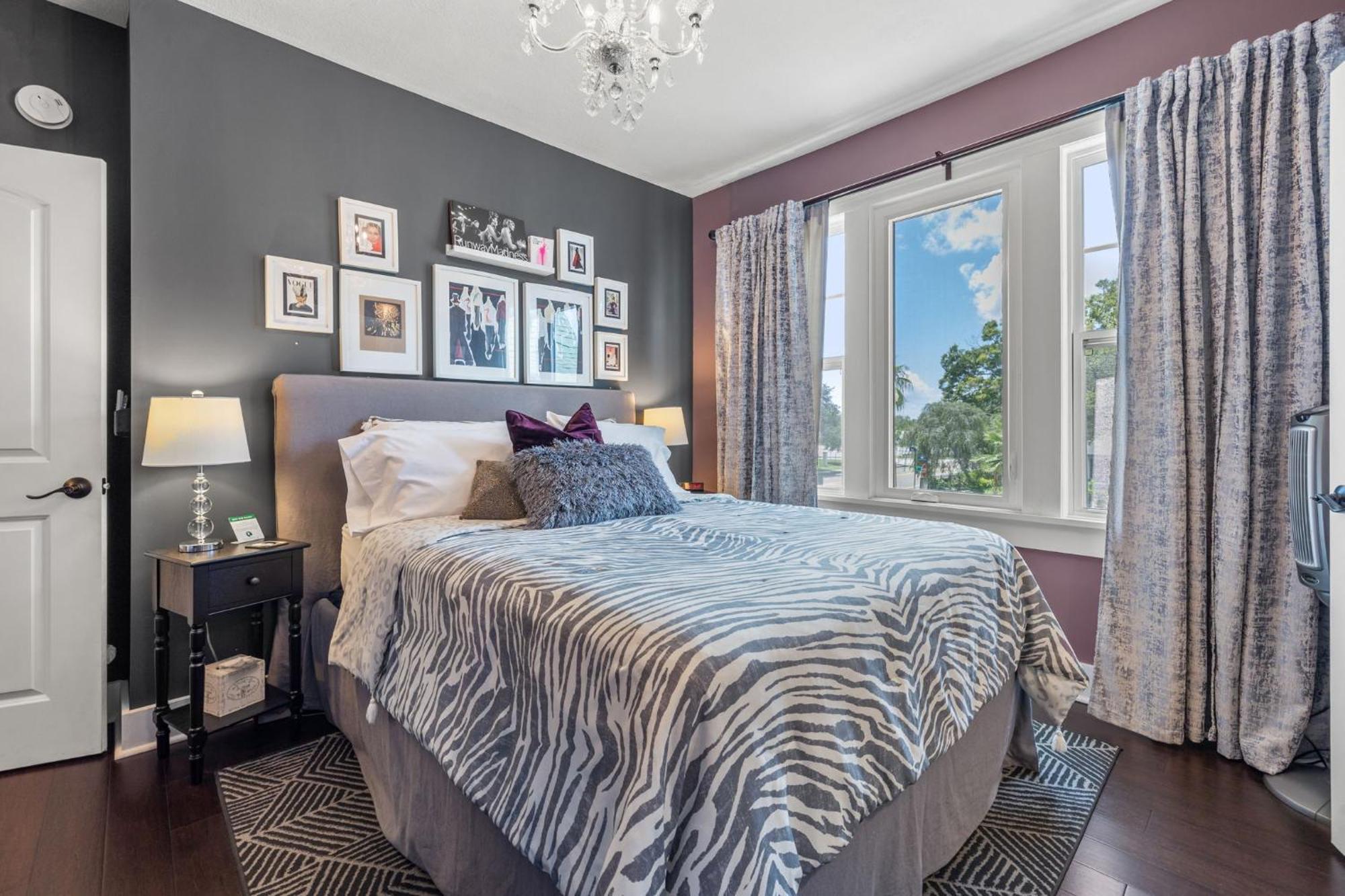 The Kenwood Gables Bed & Breakfast เซนต์ปีเตอร์สเบิร์ก ภายนอก รูปภาพ